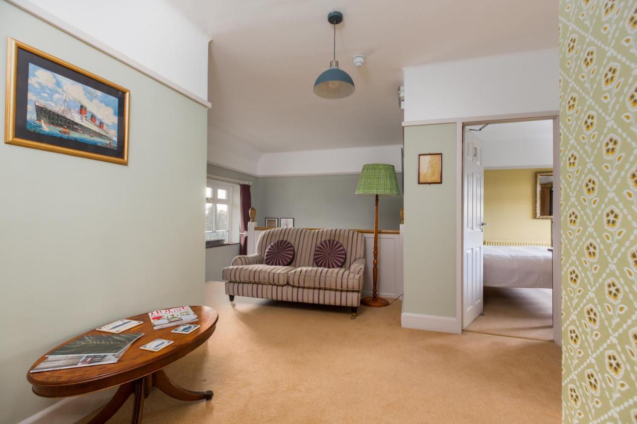 נורוויץ'' Chestnut Grove Bed And Breakfast מראה חיצוני תמונה